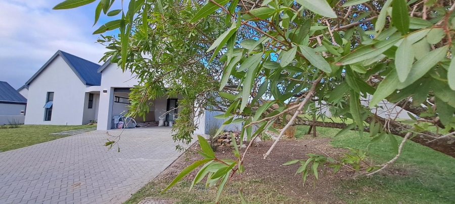 4 Bedroom Property for Sale in Baron View Western Cape